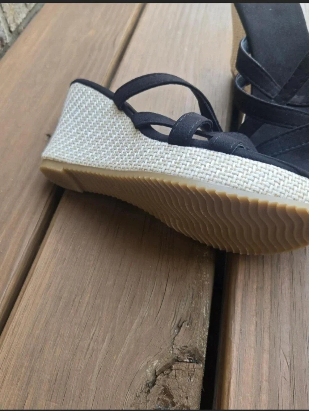 no brand comfortable black